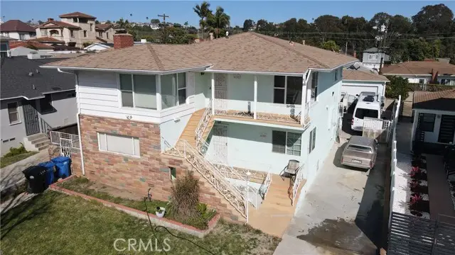 6100 Fairfax Avenue, Los Angeles, CA 90056 - Image #2