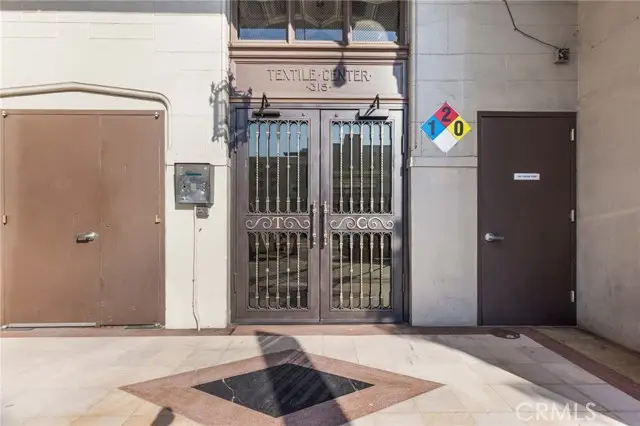 315 8th  #401, Los Angeles, CA 90014 - #2