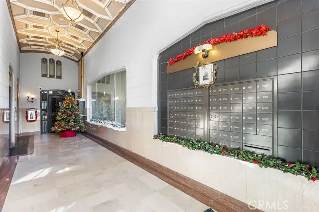 315 8th  #401, Los Angeles, CA 90014 - #3