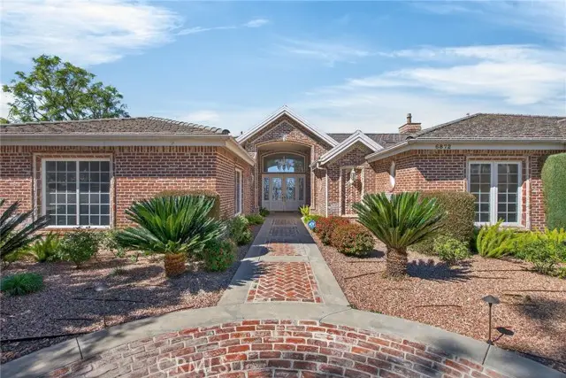 6872 Chartwell, Riverside, CA 92506 - #3