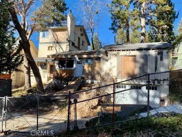 33130 Ridge Road, Running Springs, CA 92382