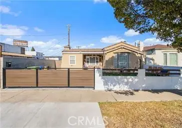 1743 79th, Los Angeles, CA 90047