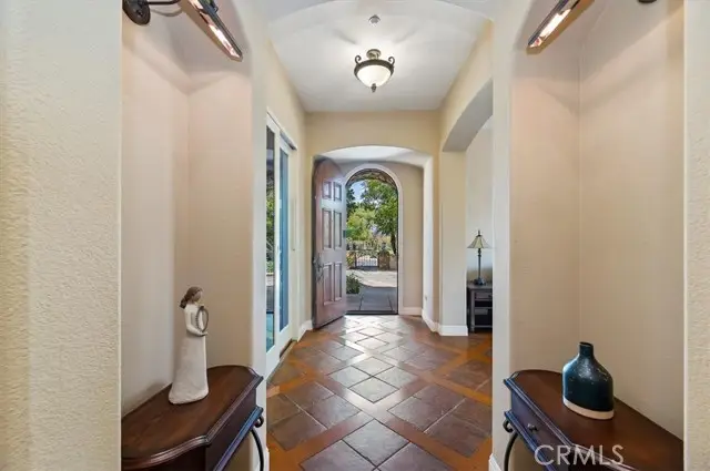 1062 Rancho Valencia, Riverside, CA 92508 - #3