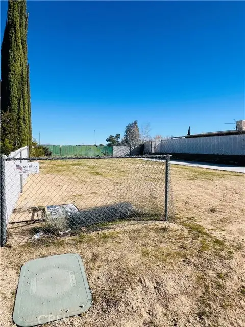 14005 Victoria, Victorville, CA 92395 - #3