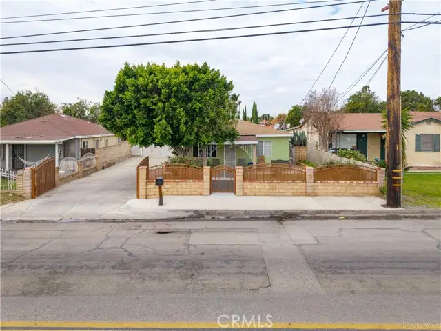 9824 Linden Avenue, Bloomington, CA 92316 - Image #1