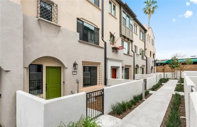 107 Kimberwick Court, Burbank, CA 91506 - #1