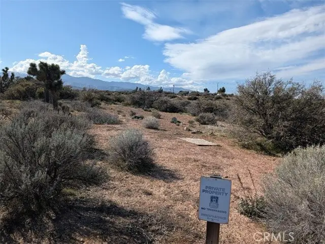 21 Atsina, Phelan, CA 92371 - #1