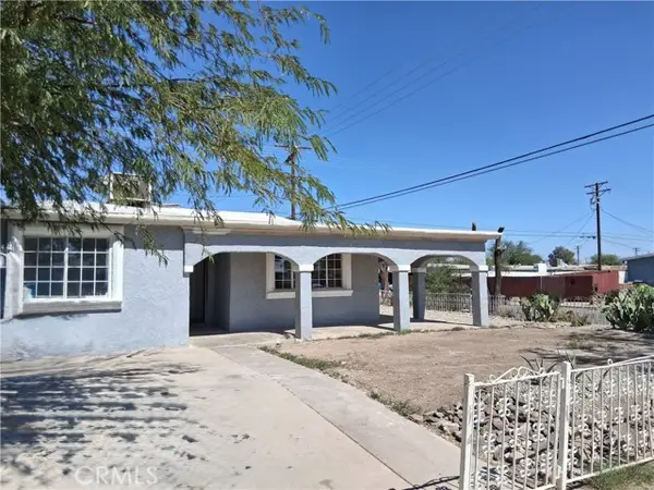 606 Smoketree Drive, El Centro, CA 92243