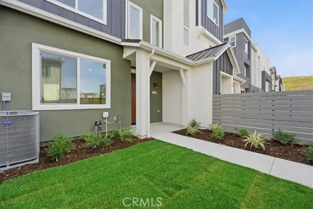 27341 Bear Creek Lane, Valencia, CA 91381 - #2