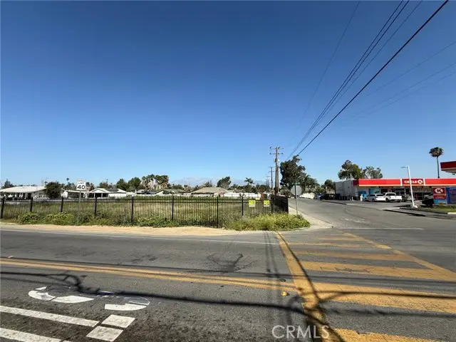 10621 Jurupa Rd, Mira Loma, CA 91752 - #3