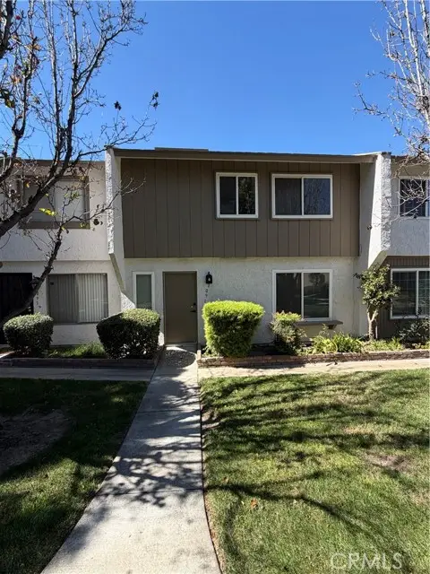 1091 Clark, Riverside, CA 92501