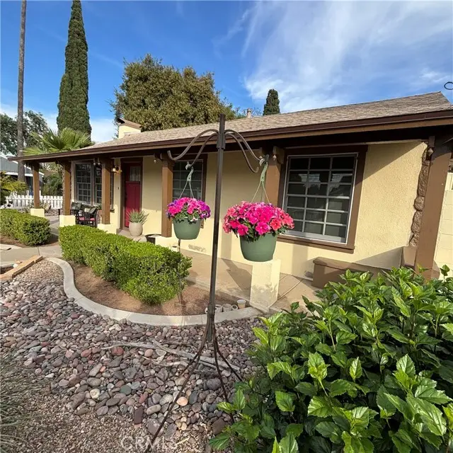 5012 Brockton, Riverside, CA 92506 - #2