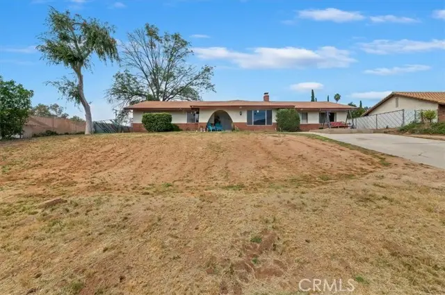 17028 Via Los Caballeros, Riverside, CA 92504 - #1