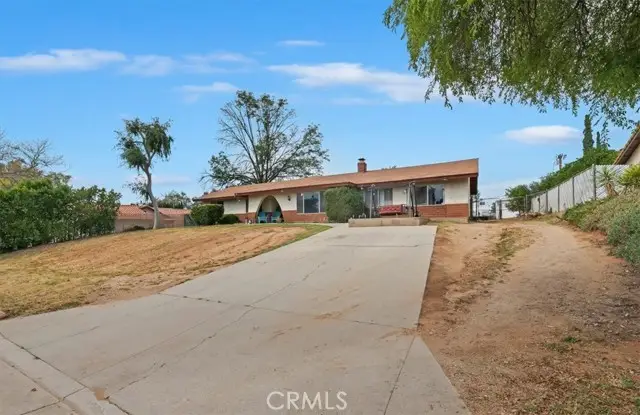 17028 Via Los Caballeros, Riverside, CA 92504 - #2