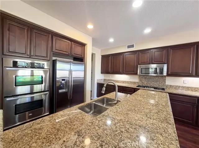 28327 Serenity Falls Way, Menifee, CA 92585 - #2