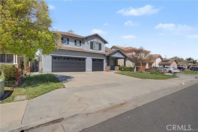 172 Goldenrod Avenue, Perris, CA 92570 - #2