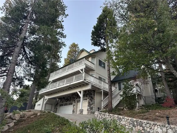 212 Fairway Drive, Lake Arrowhead, CA 92352
