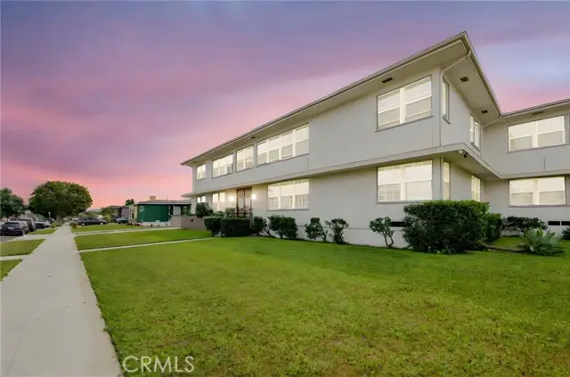 3310 77th Street  #1/2, Los Angeles, CA 90043 - #2