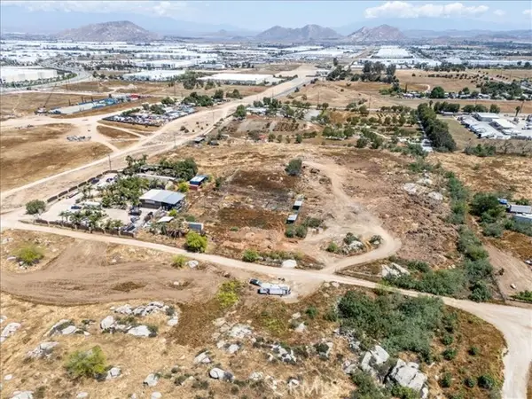 22761 Cajalco, Perris, CA 92570