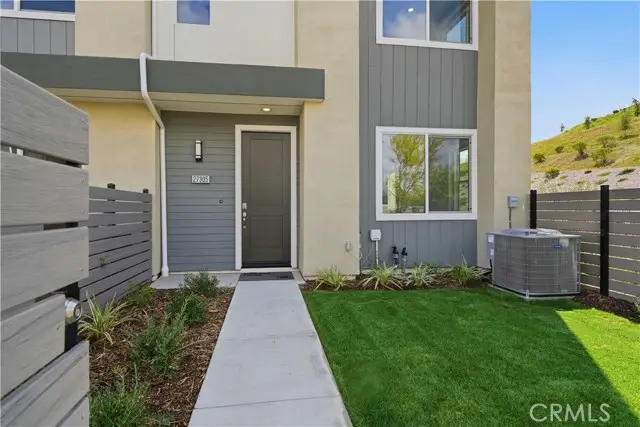 27305 Bear Creek Lane, Valencia, CA 91381 - #2