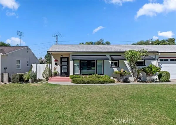 4883 El Molino Avenue, Riverside, CA 92504