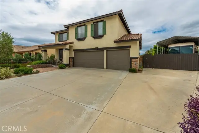 6335 Marigold Street, Corona, CA 92880 - #3