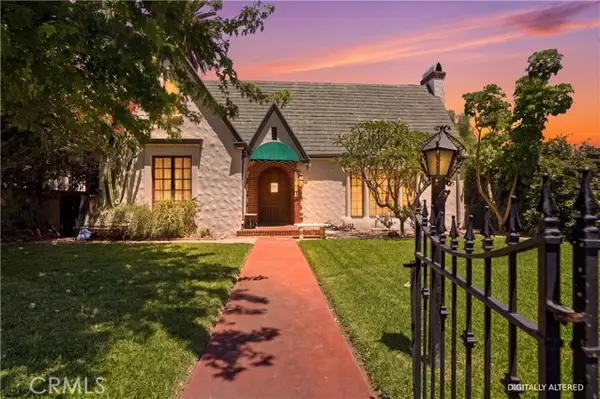 4579 University, Riverside, CA 92501