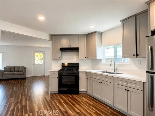 160 Eucalyptus Avenue  #111, Rialto, CA 92376 - #3