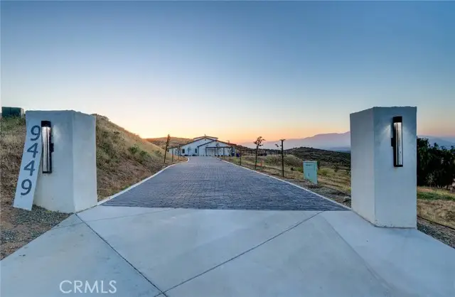 9449 Equestrian Drive, Riverside, CA 92503 - #3