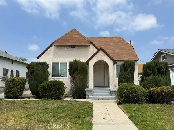 1017 73rd, Los Angeles, CA 90044