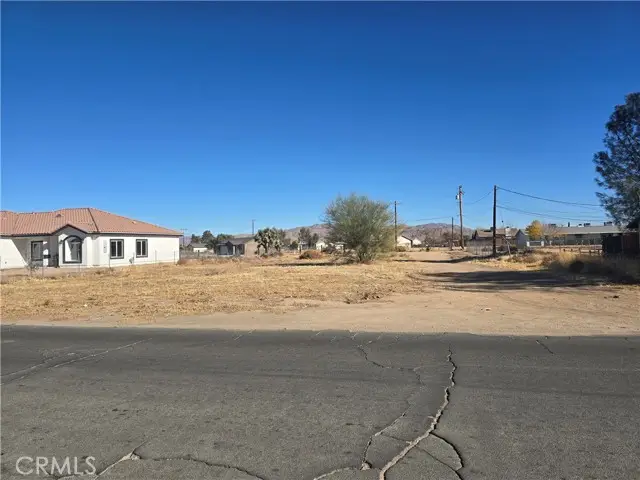 0 Mohawk, Apple Valley, CA 92308 - #3