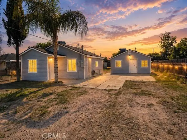2403 I, Bakersfield, CA 93304