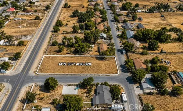 171 Avenue N12, Lancaster, CA 93535