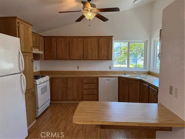140 Pioneer, Redlands, CA 92374 - #3