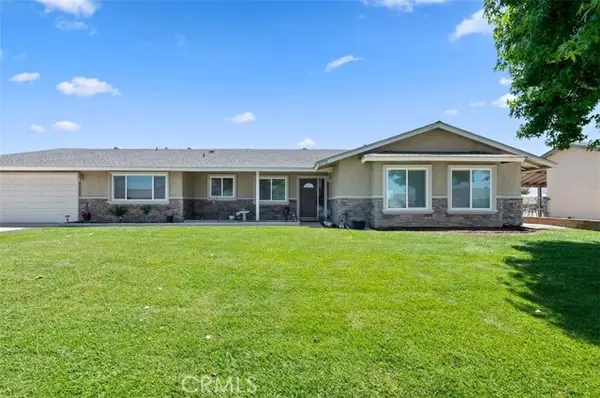 5772 CROWN, Mira Loma, CA 91752