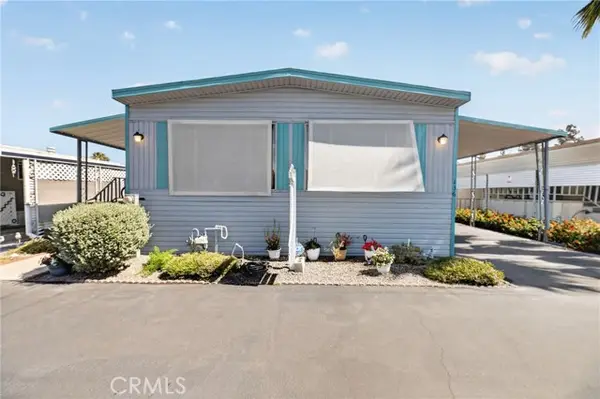 725 THORNTON Avenue  #136, Hemet, CA 92543