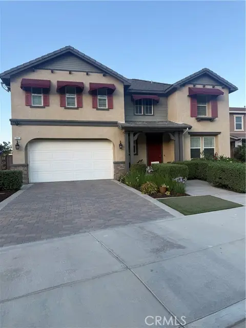 221 Pomegranate Street, San Jacinto, CA 92582