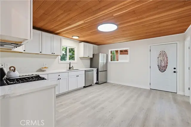 23388 Knapps Cutoff, Crestline, CA 92325 - #3