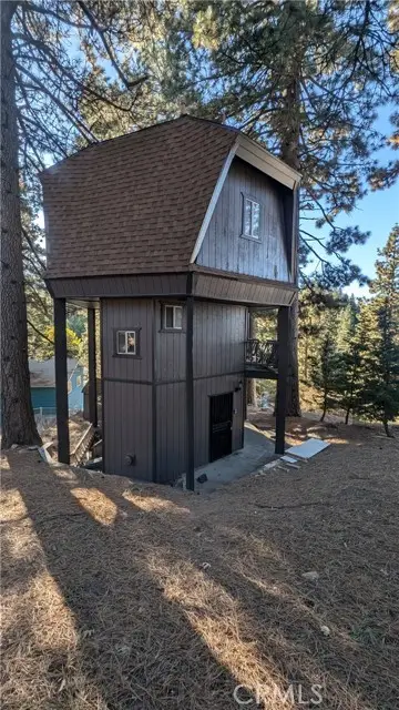 31438 Easy Street, Running Springs, CA 92382