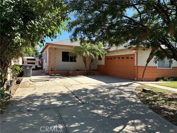 2125 11th, Santa Ana, CA 92703