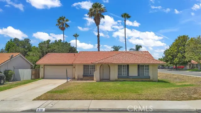 910 Larch, Bloomington, CA 92316 - #1
