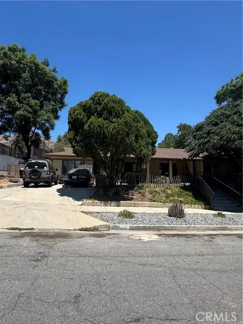 301 Maryknoll Drive, Colton, CA 92324