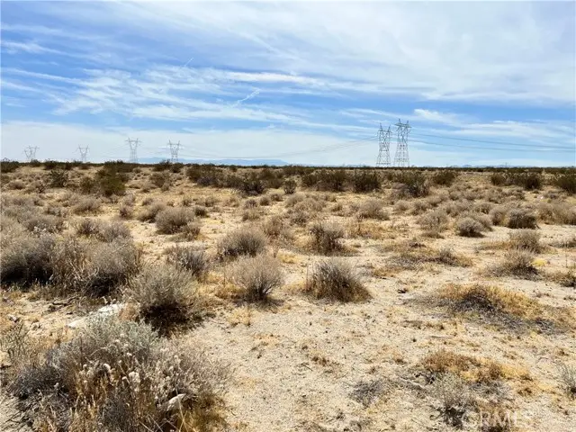 2 Sandstone Road, Adelanto, CA 92301 - #3