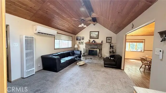 635 Acacia Dr, Crestline, CA 92325 - #1