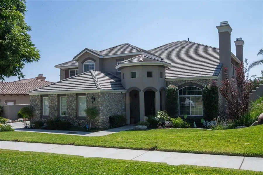 12575 Carmel Knolls Drive, Rancho Cucamonga, CA 91739 - #2