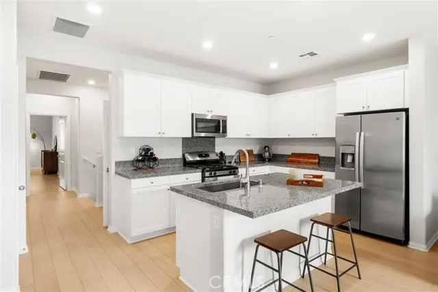 16570 Wyndham Lane  #10, Fontana, CA 92336 - #3
