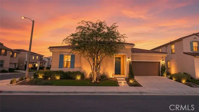 493 Pinewood Avenue, Rialto, CA 92376 - #1