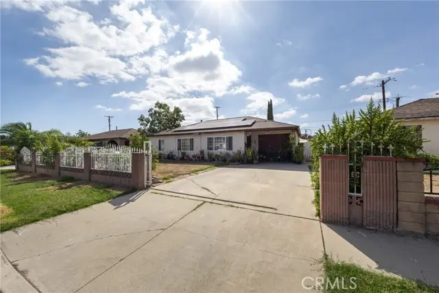 13677 Carfax Avenue, Bellflower, CA 90706 - #3