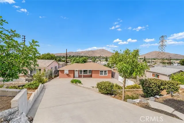 3483 Skylane Drive, Riverside, CA 92509 - #2
