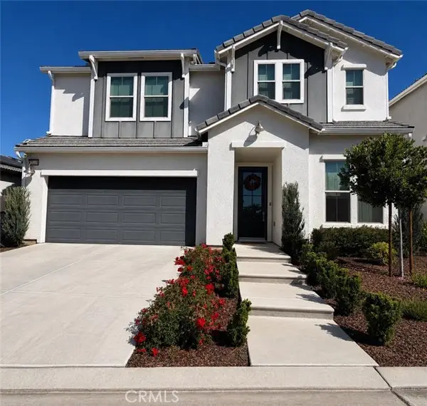 11449 Via Campagna, Fresno, CA 93730